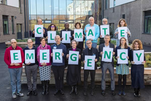 climate emergency pic 2 300